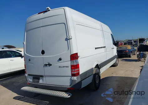2016 Mercedes-Benz Sprinter 2500 High Roof from USA, damaged, VIN WD3PE8DD4GP247268